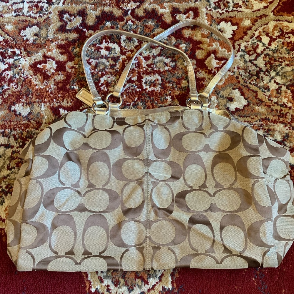 Tan coach tote bag